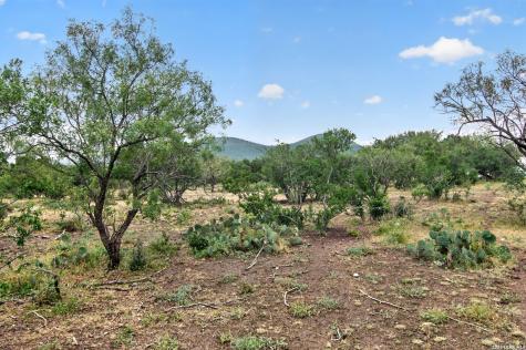 4682 County Road 416 Uvalde TX 78801