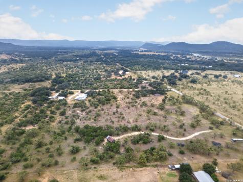 4682 County Road 416 Uvalde TX 78801
