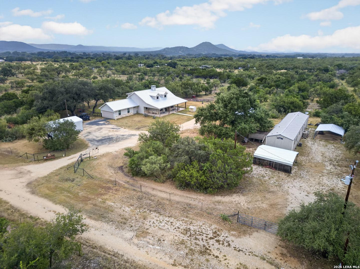 4682 County Road 416 Uvalde TX 78801