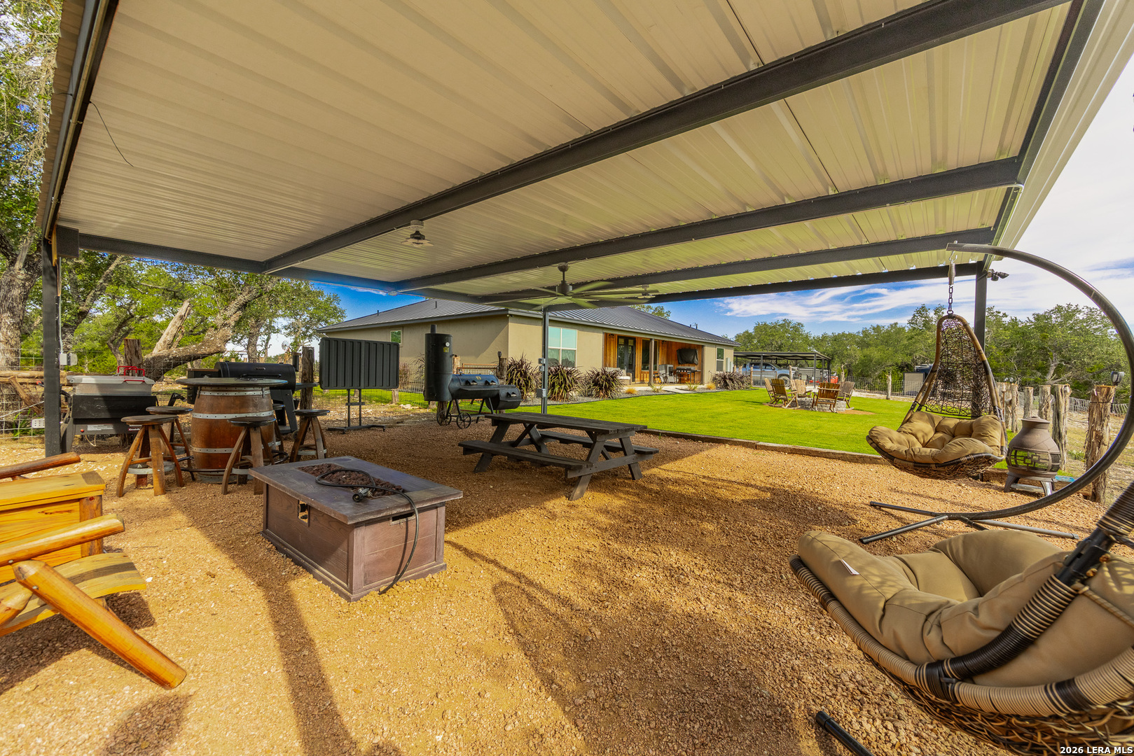 1202 Native Trail Way Harper TX 78631