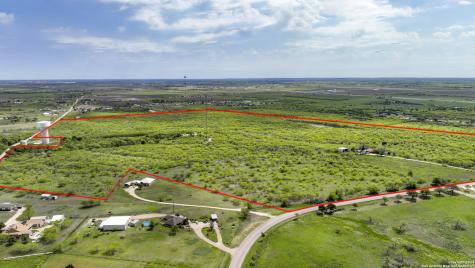 2675 Fm 465 Seguin TX 78155