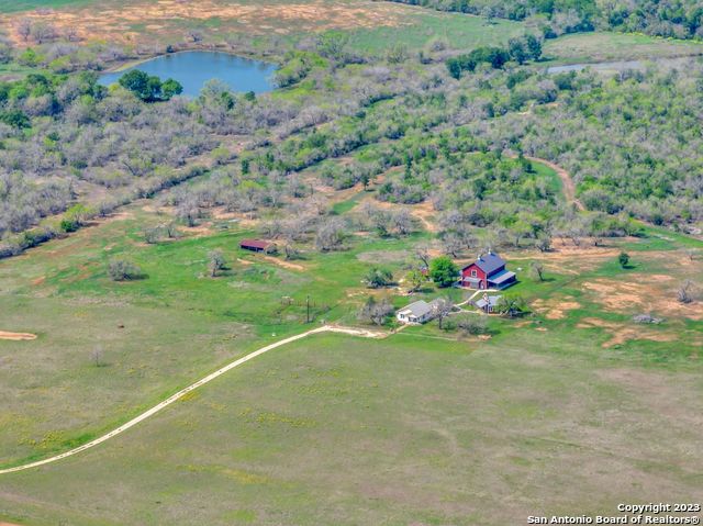 St Hedwig TX, 16547 E Gable Road