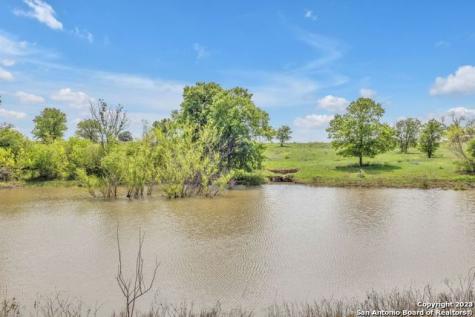 16547 E Gable Road St Hedwig TX 78152