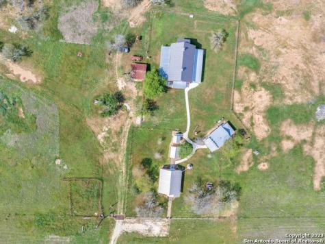 16547 E Gable Road St Hedwig TX 78152