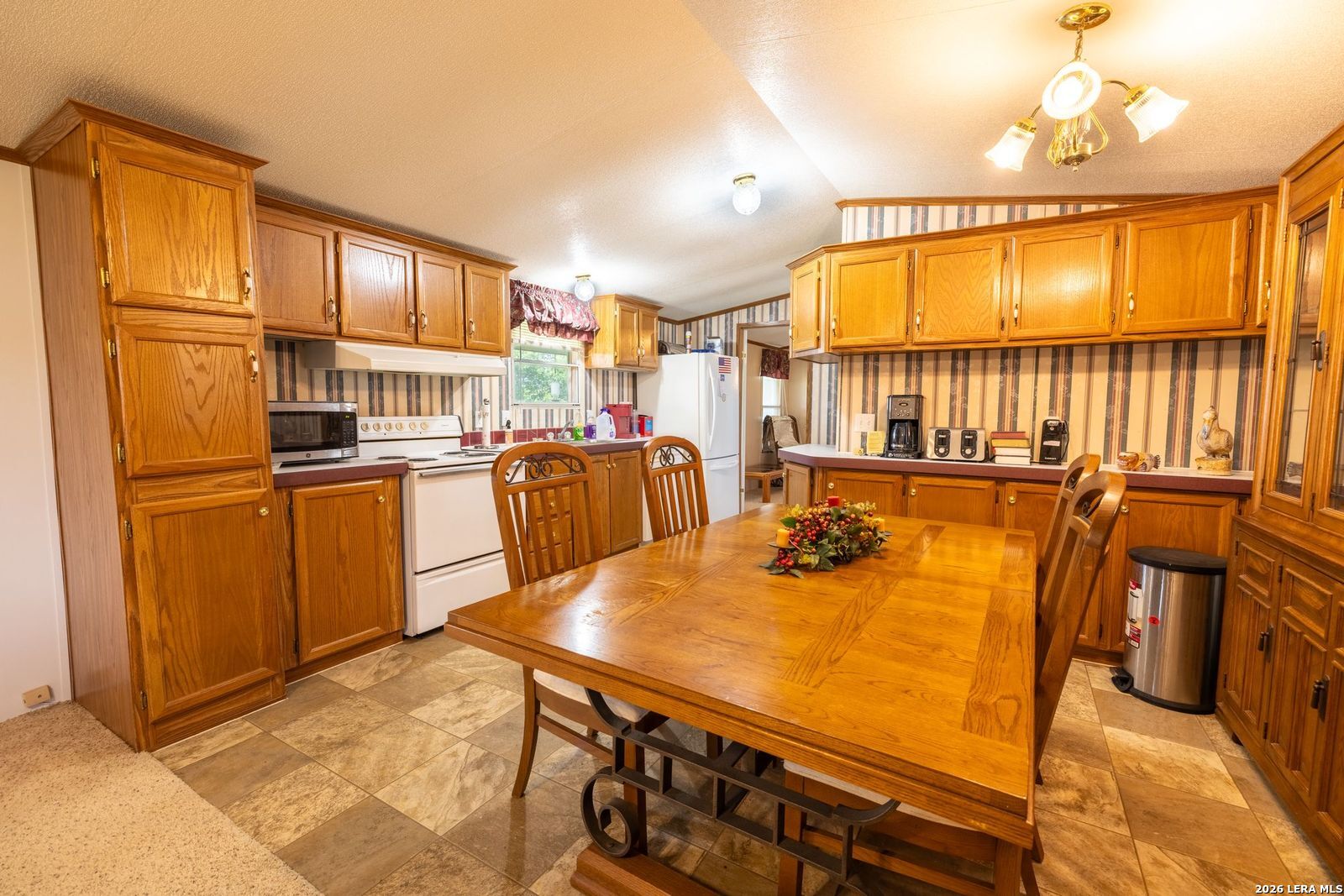 292 Old Loop 173 Bandera TX 78003