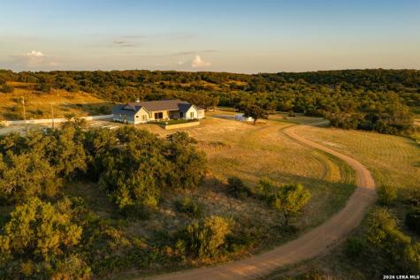 7487 N Us Highway 87 Mason TX 76856
