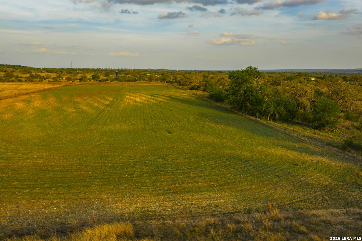 718 Ranch To Market 473 Comfort TX 78013