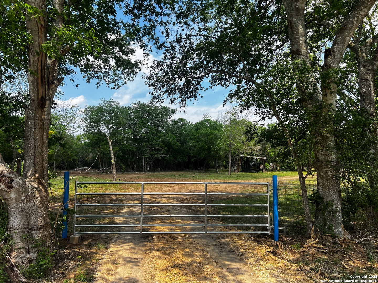 304 County Road 6611 Tract #3 Devine TX 78016