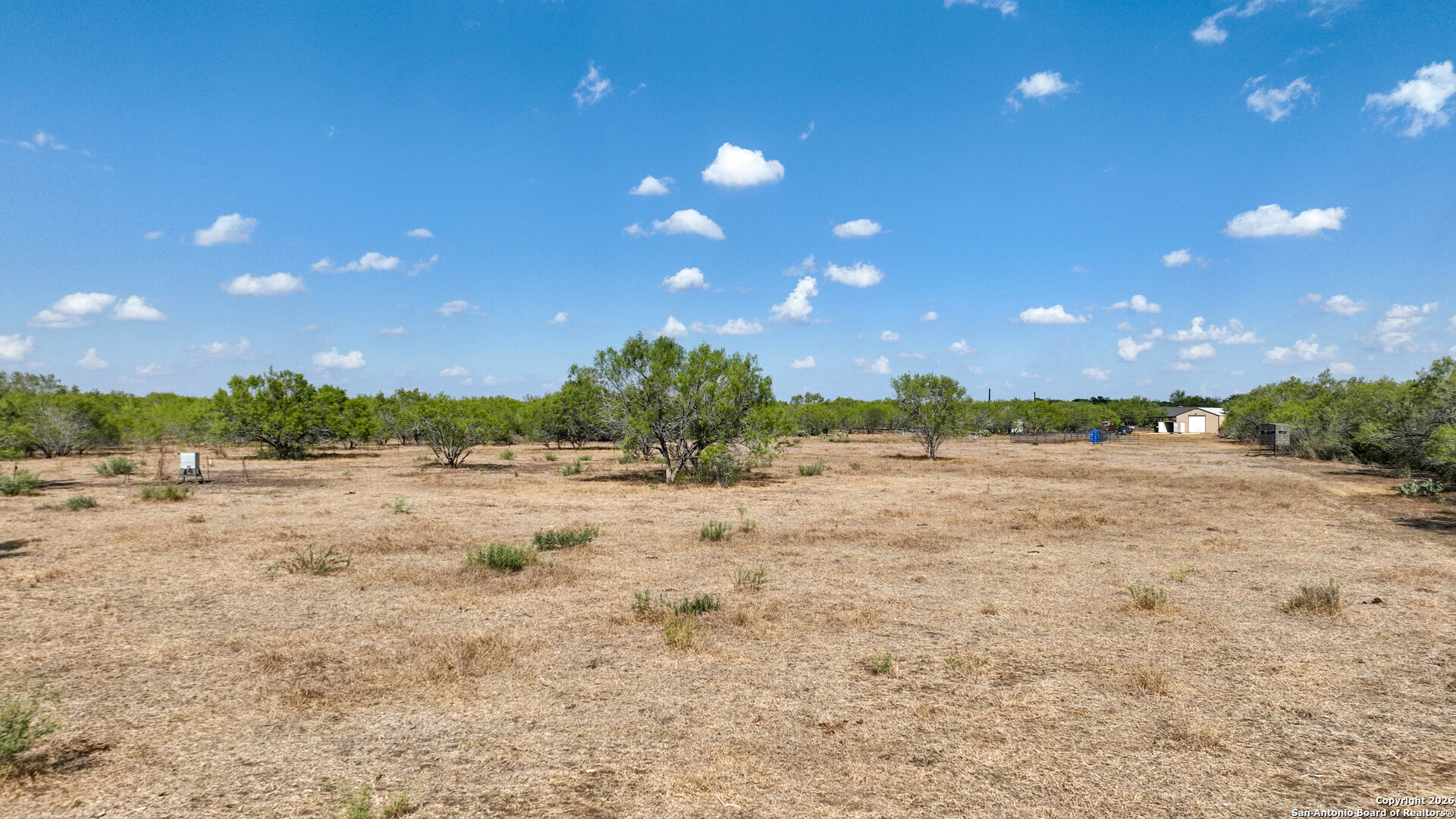 6472 Bluntzer Road Jourdanton TX 78026