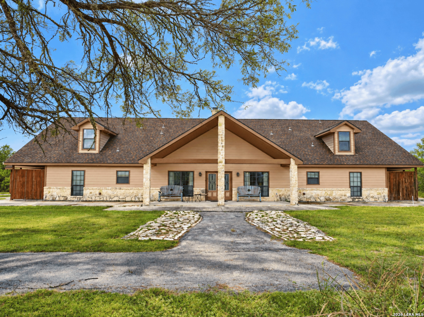 400 County Road 3821 San Antonio TX 78253