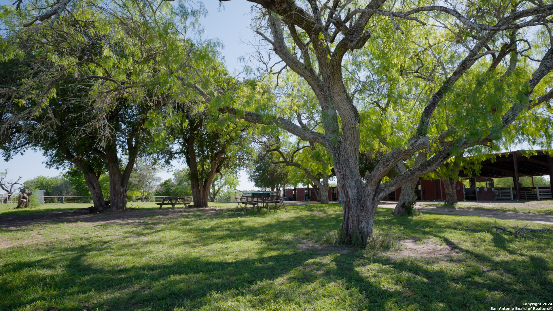 2595 Lower Mission Valley Victoria TX 77905