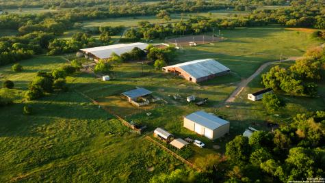 2595 Lower Mission Valley Victoria TX 77905