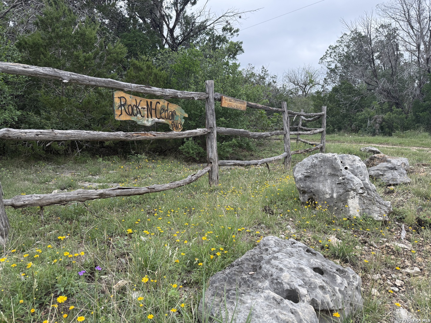 693 Brushy Creek Ranch Road Sabinal TX 78881