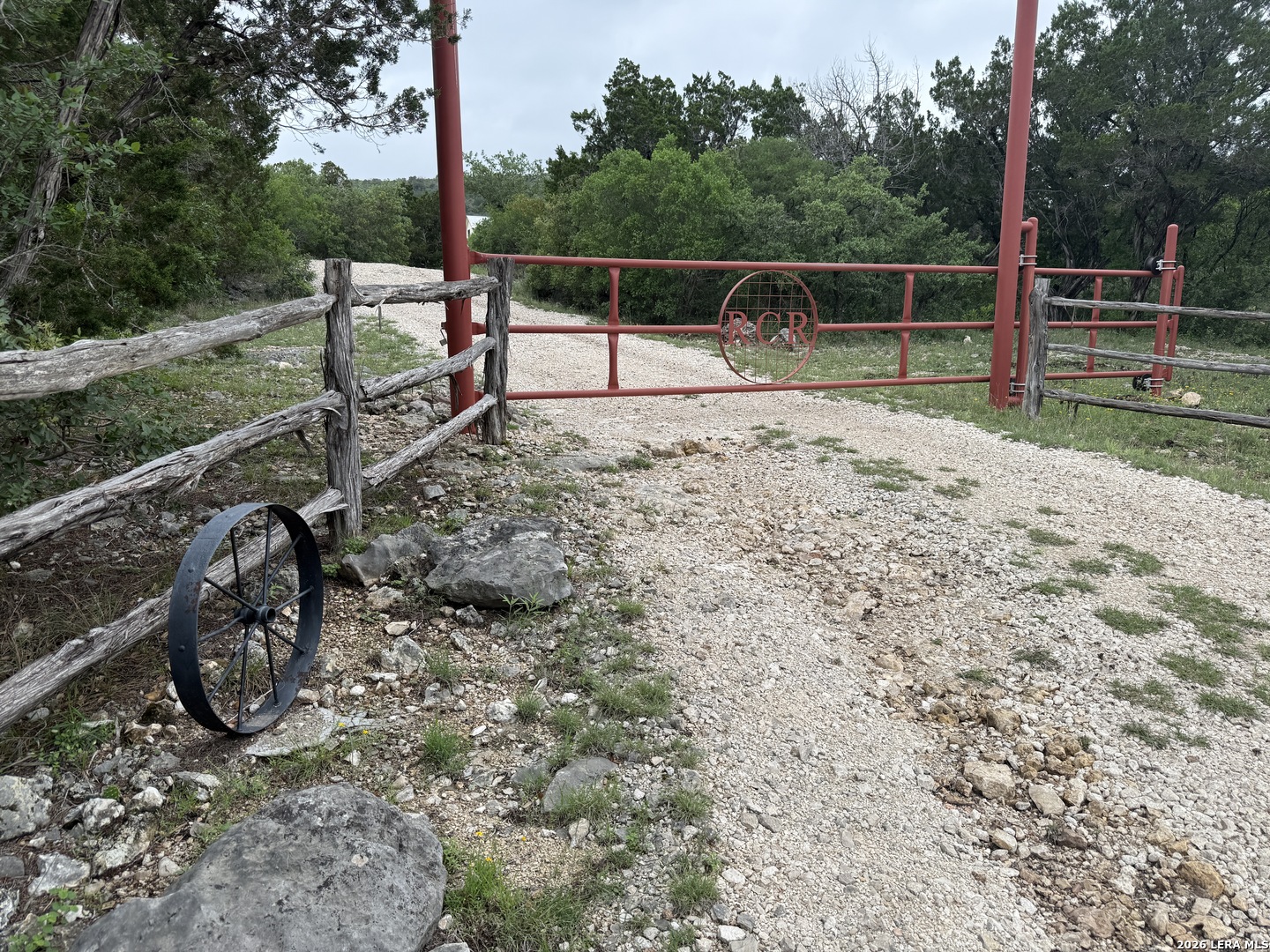 693 Brushy Creek Ranch Road Sabinal TX 78881