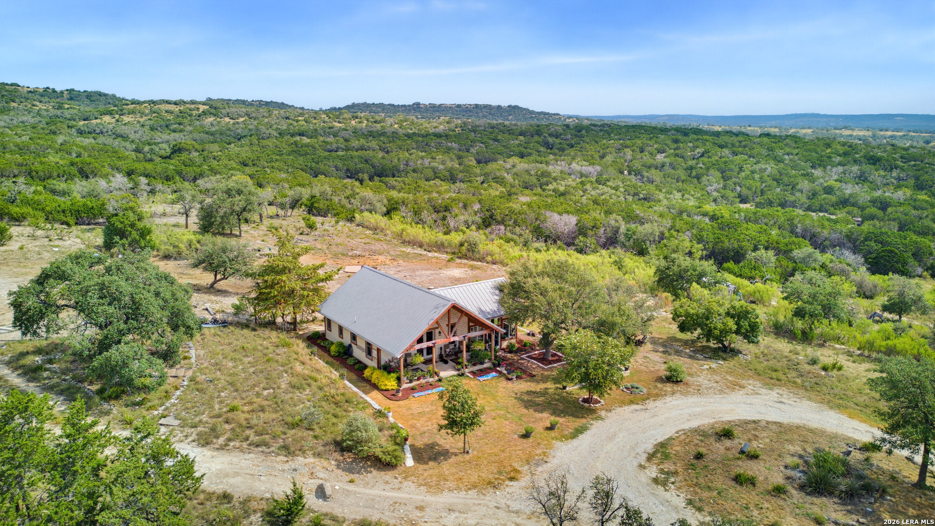 493 Lazy Valley Comfort TX 78013
