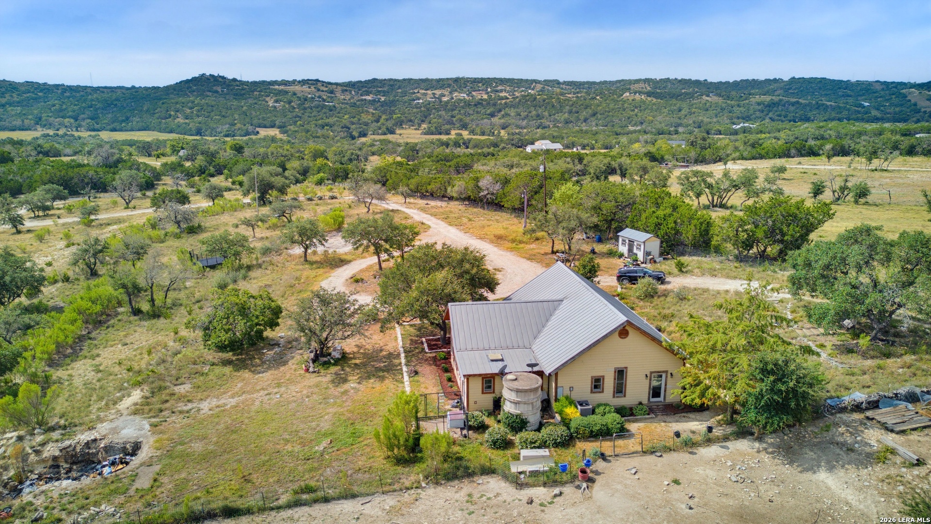 493 Lazy Valley Comfort TX 78013