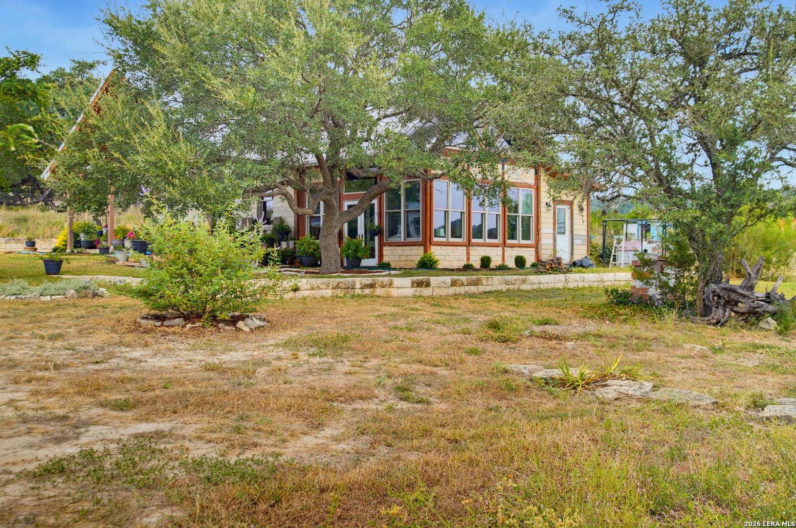 493 Lazy Valley Comfort TX 78013