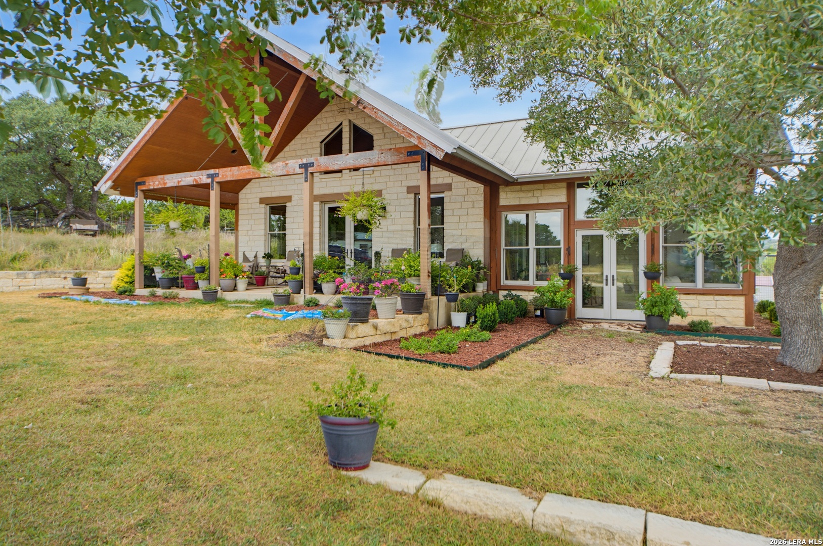 493 Lazy Valley Comfort TX 78013