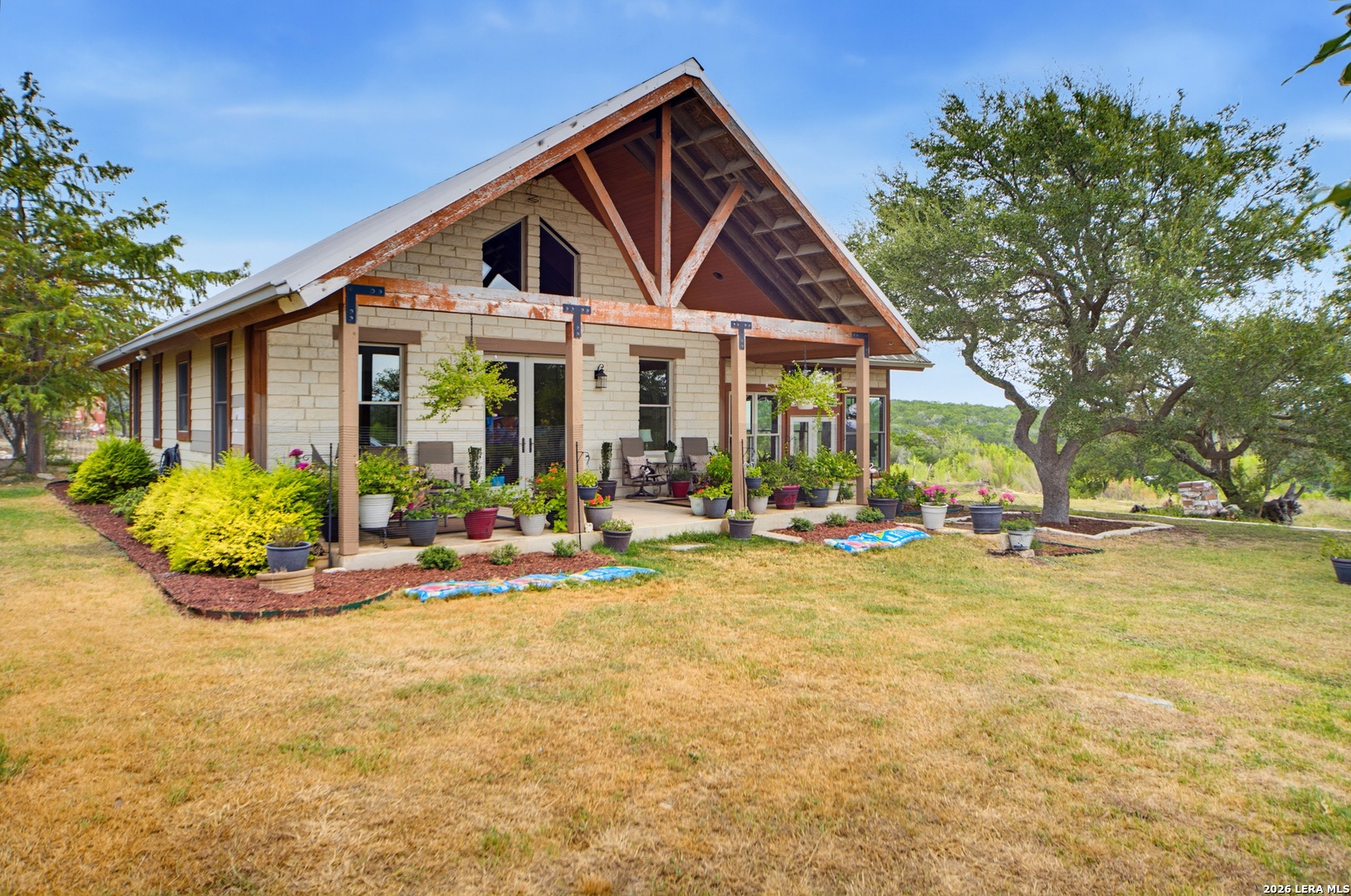 493 Lazy Valley Comfort TX 78013