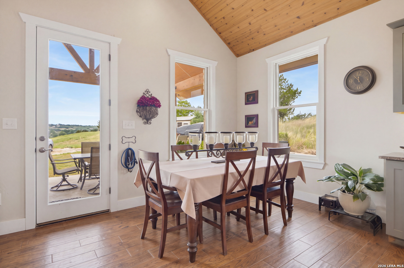493 Lazy Valley Comfort TX 78013