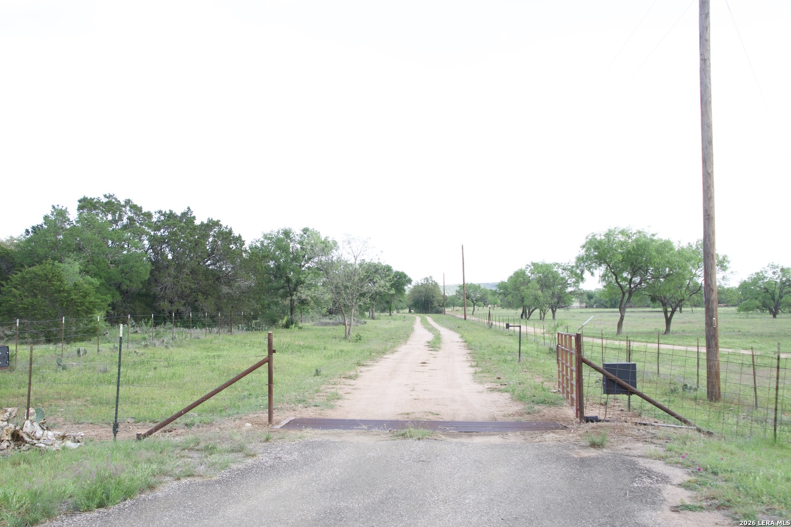 Lot R7 -13.37AC Los Encinos Marble Falls TX 78654