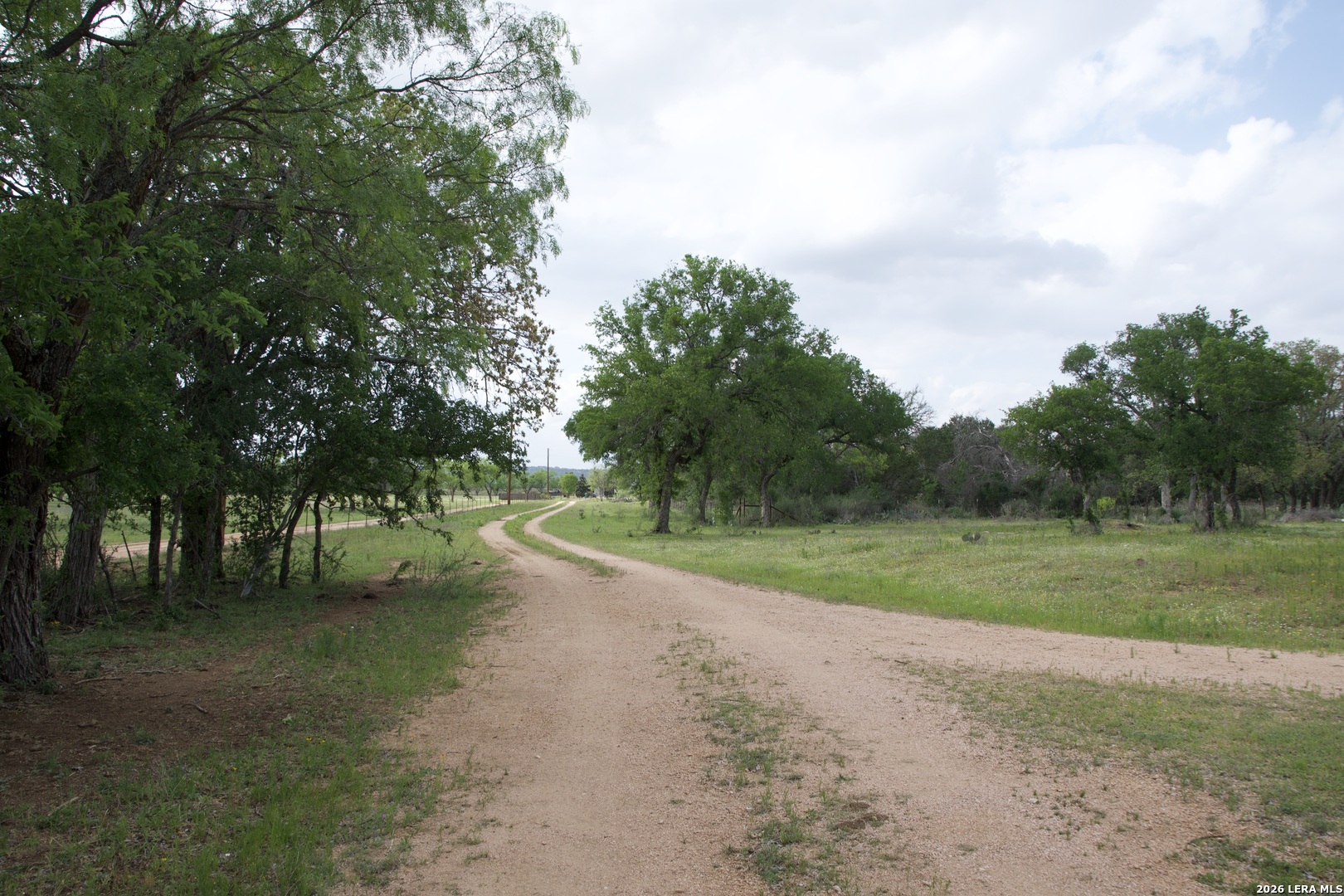 Lot R7 -13.37AC Los Encinos Marble Falls TX 78654