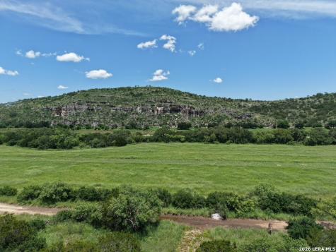 248 Persimmon Point Mason TX 78624