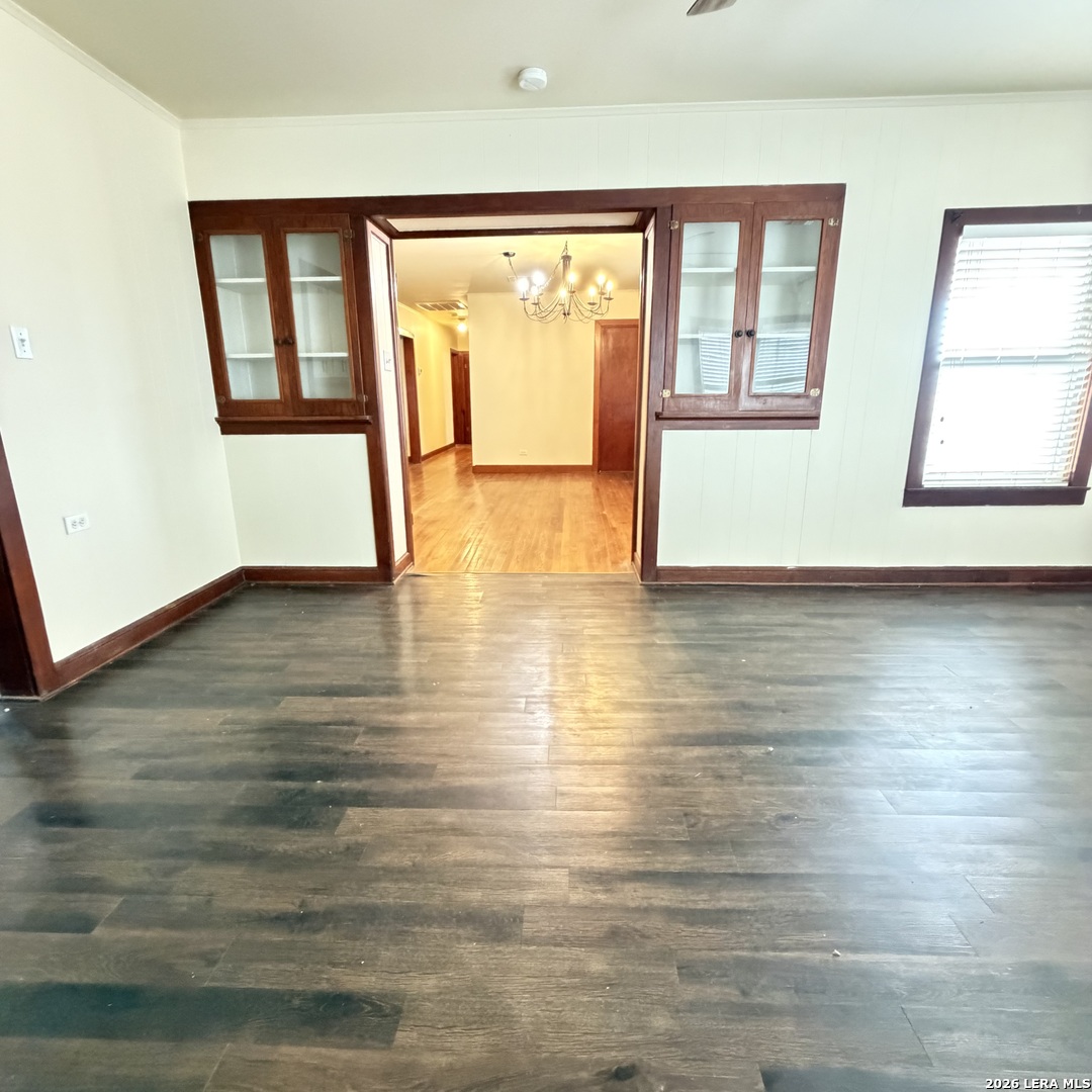 811 County Road 213 Mccoy TX 78113