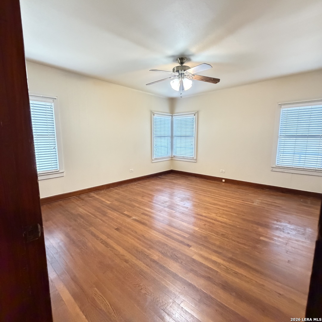 811 County Road 213 Mccoy TX 78113