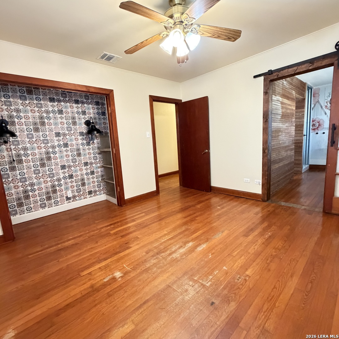 811 County Road 213 Mccoy TX 78113