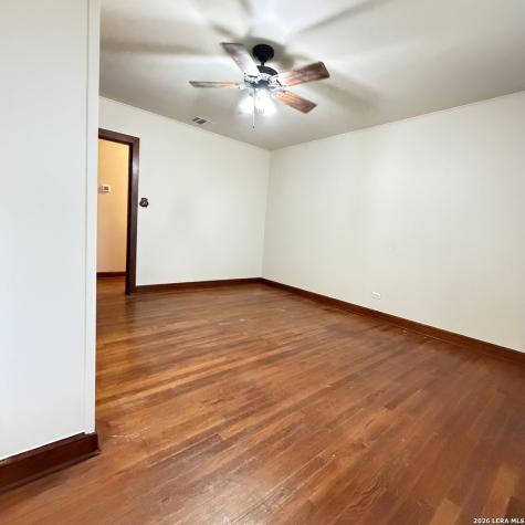 811 County Road 213 Mccoy TX 78113