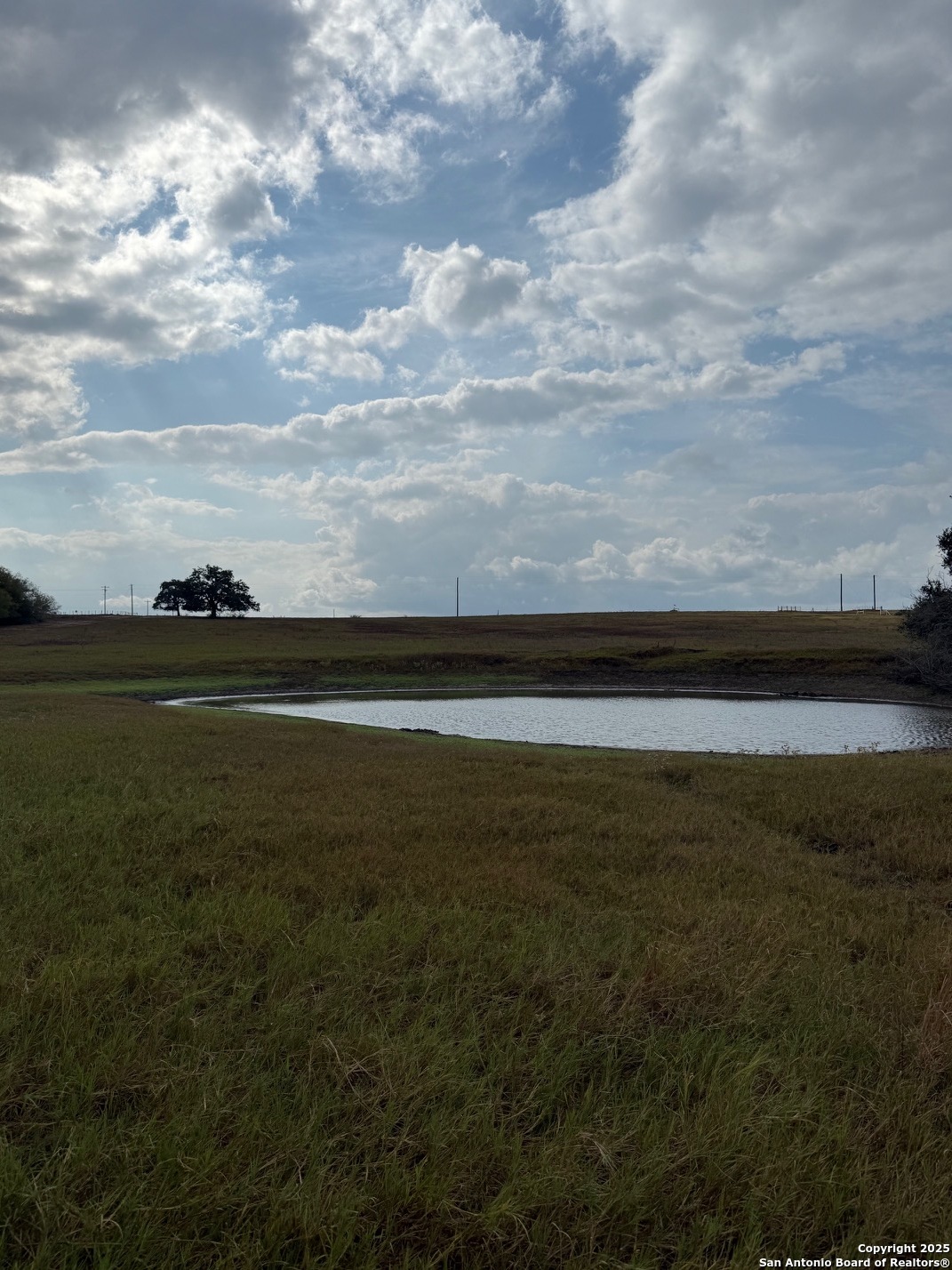 4689 County Road 302 Runge TX 78151
