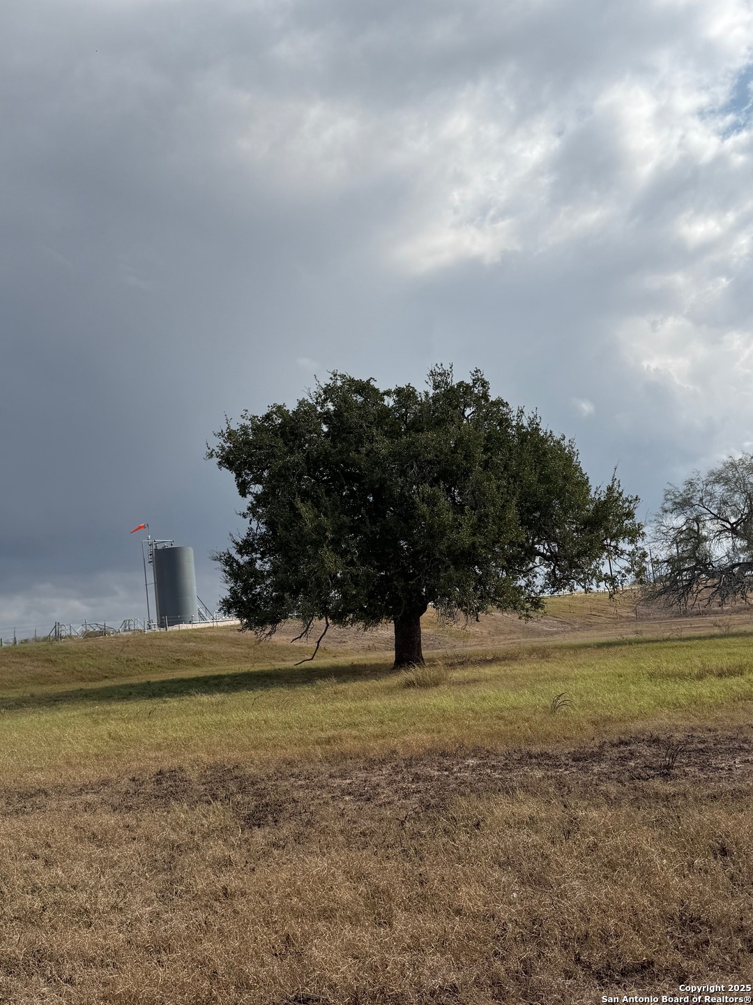 4689 County Road 302 Runge TX 78151