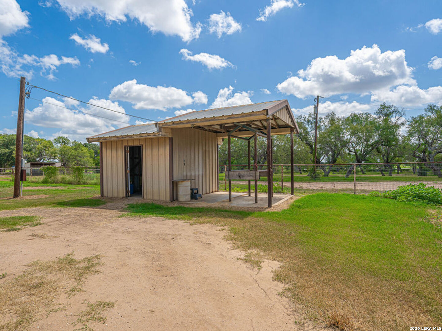1935 E Fm 1518 St Hedwig TX 78152