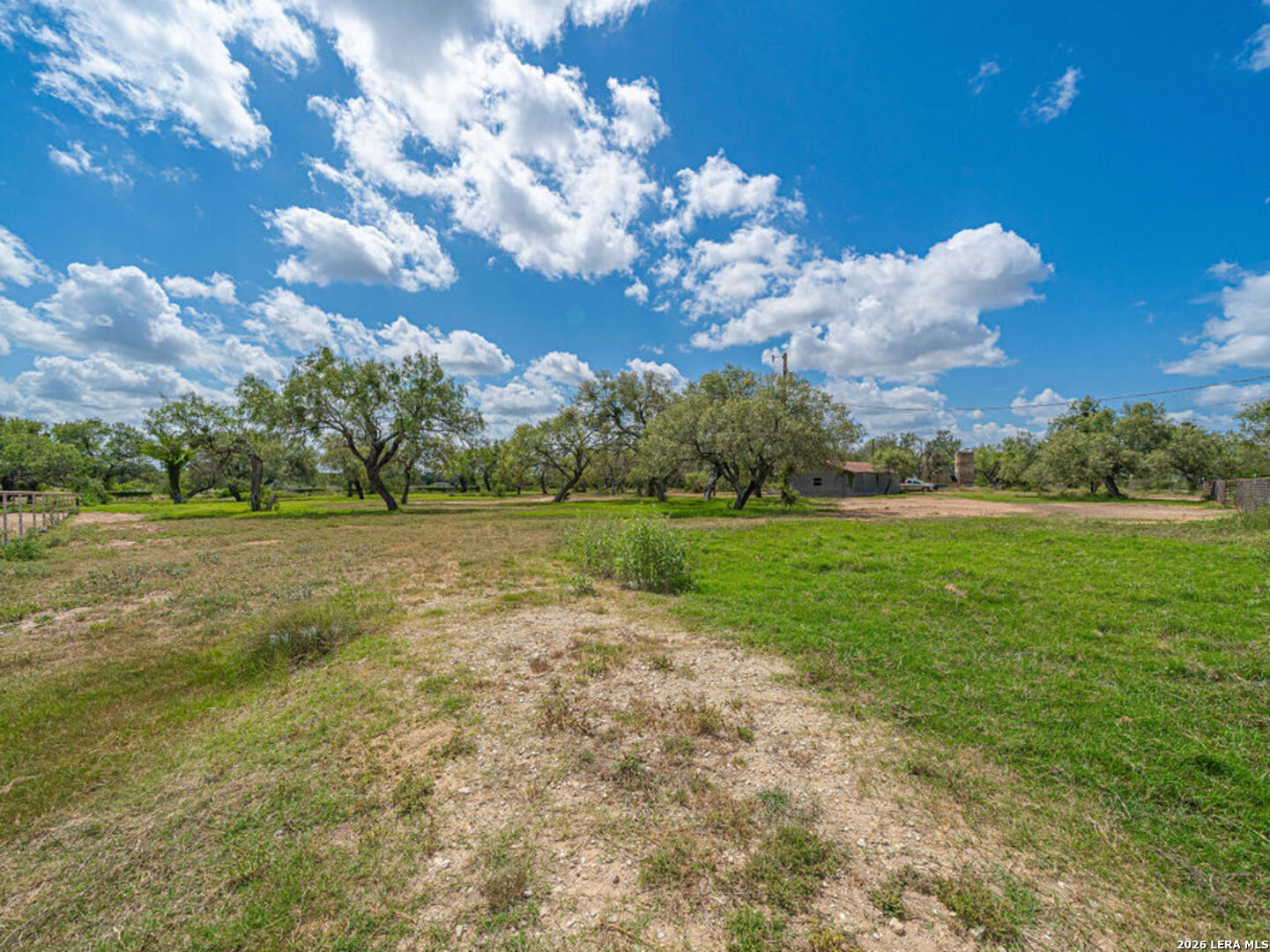 1935 E Fm 1518 St Hedwig TX 78152