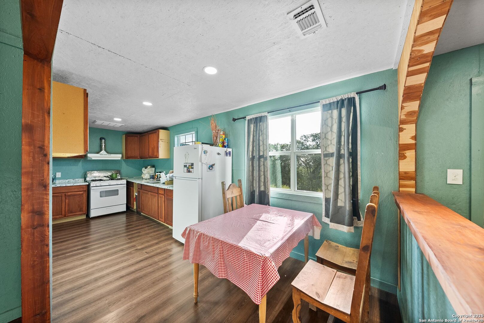 165 Trent Road S Kerrville TX 78028