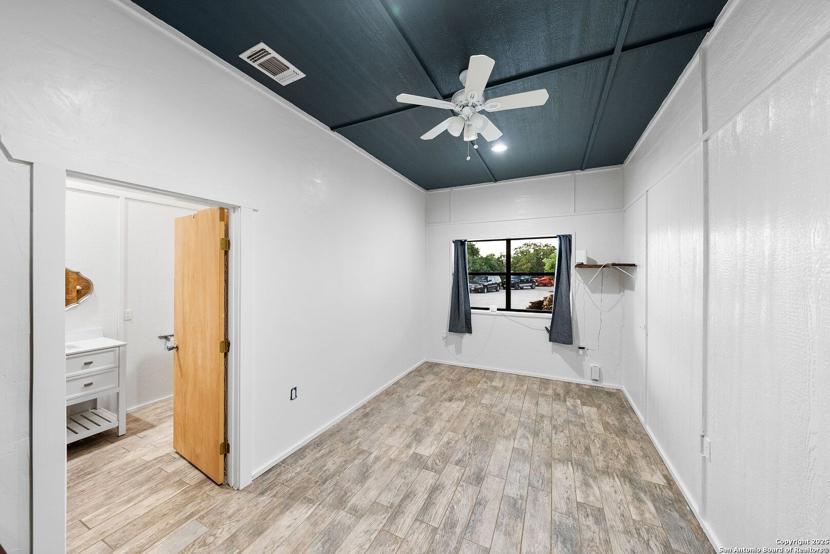 165 Trent Road S Kerrville TX 78028
