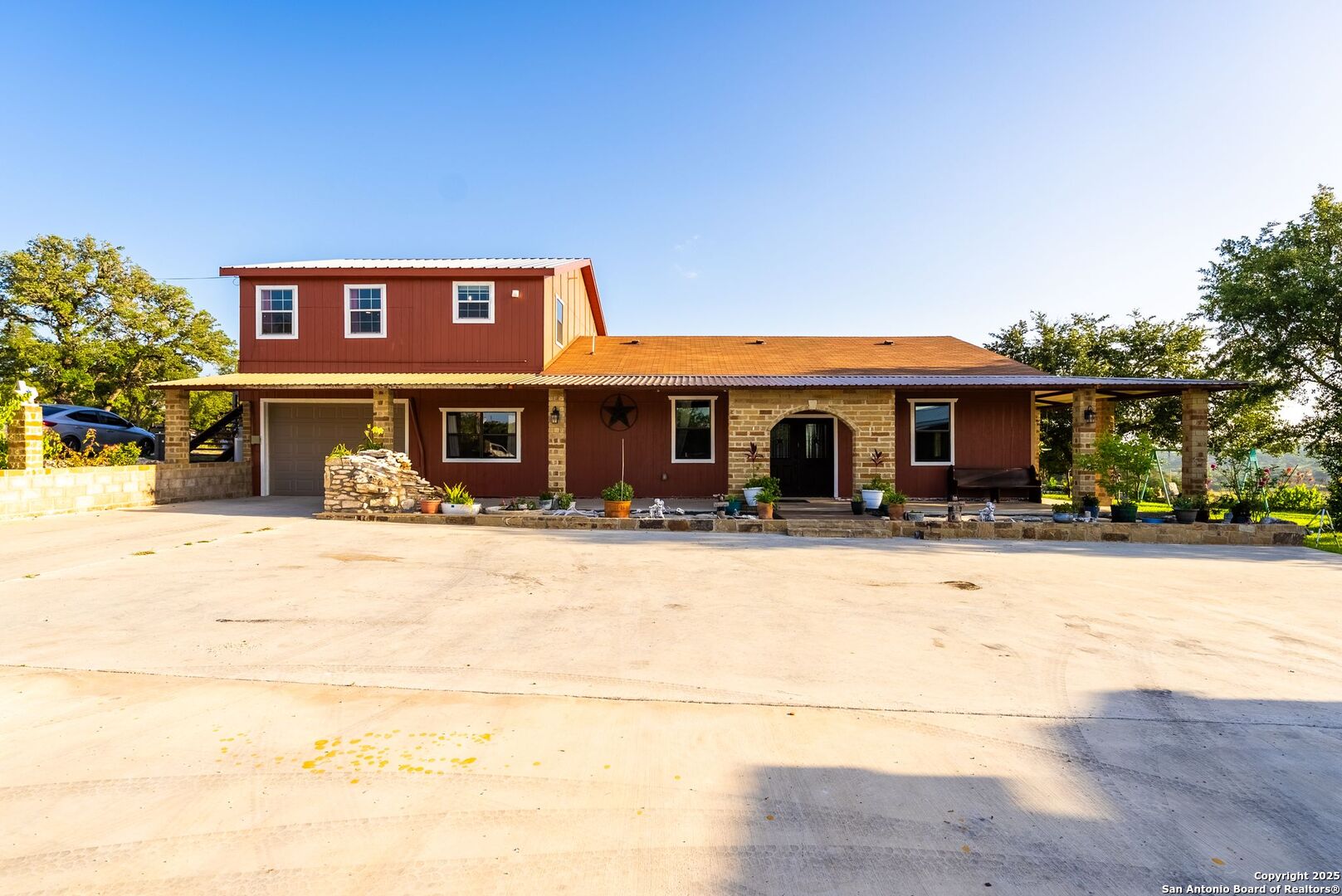 165 Trent Road S Kerrville TX 78028