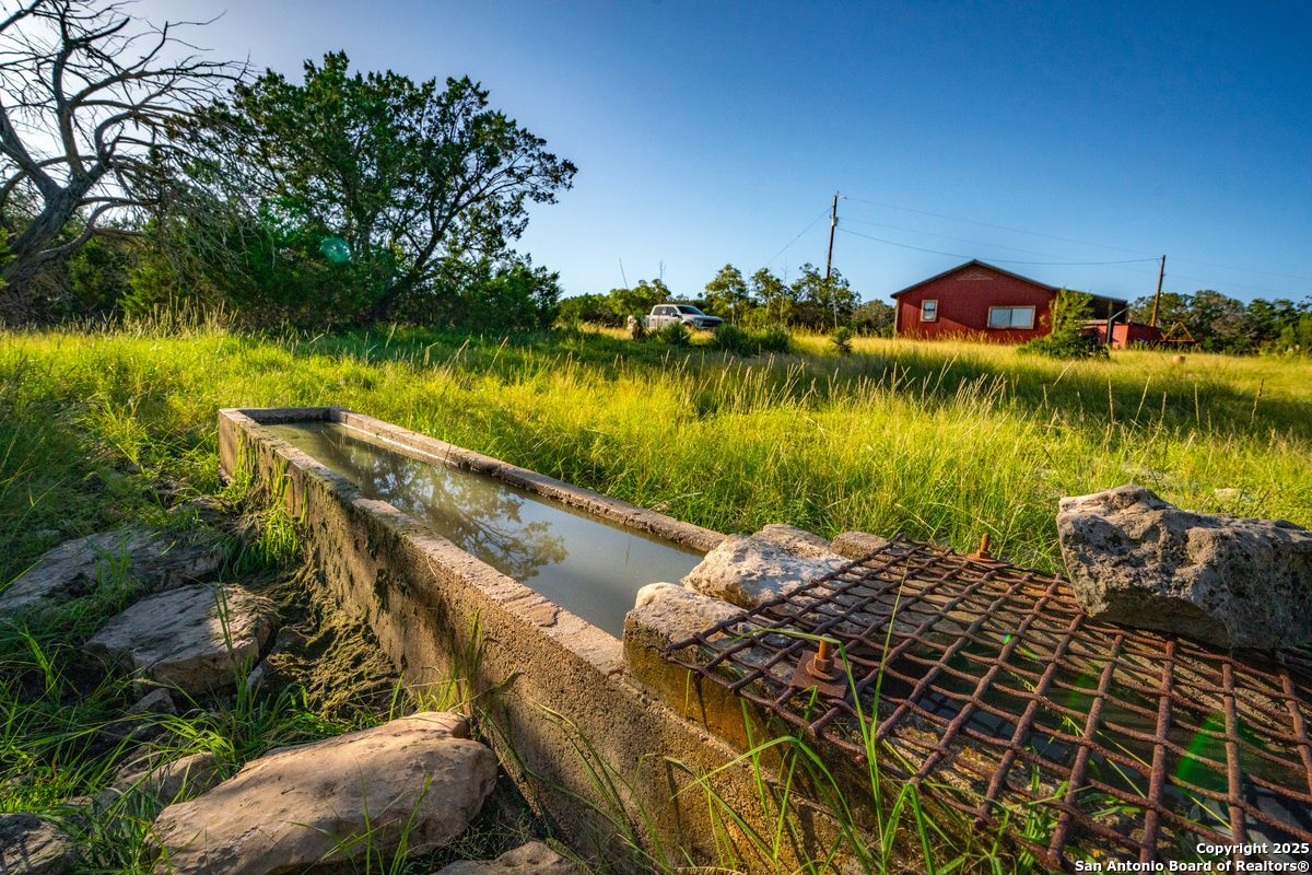 Mountain Home TX, 116 U.s. Highway 83