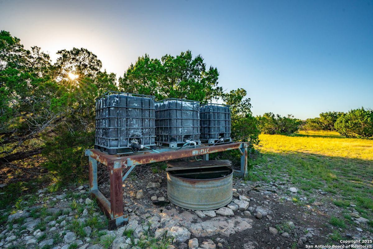 116 U.s. Highway 83 Mountain Home TX 78058