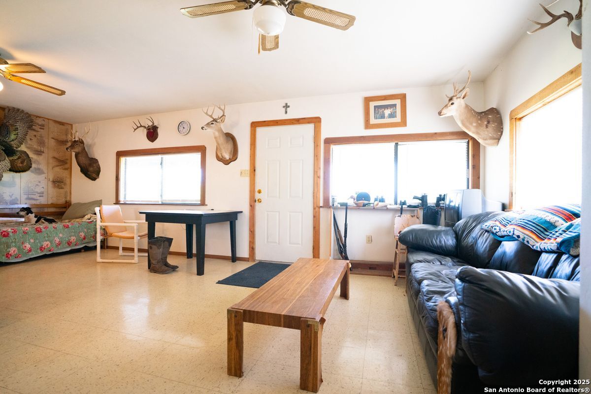 116 U.s. Highway 83 Mountain Home TX 78058