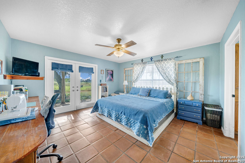 16020 Fm 463 Lytle TX 78052
