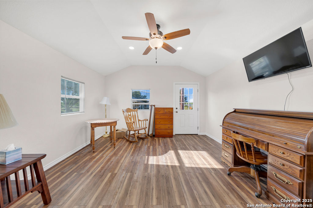 16020 Fm 463 Lytle TX 78052