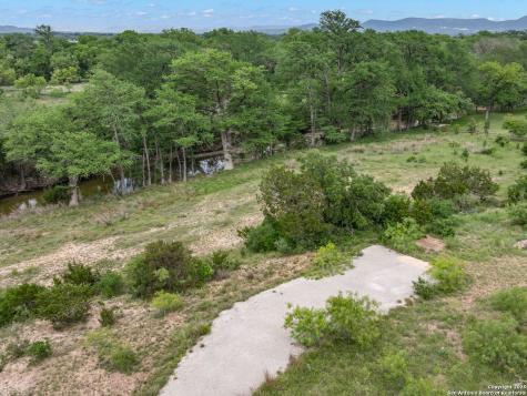 497 Cypress Falls Utopia TX 78884