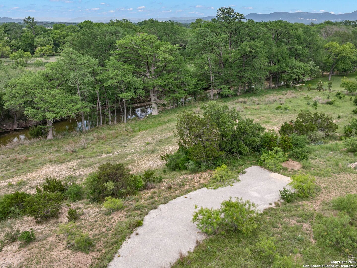 497 Cypress Falls Utopia TX 78884