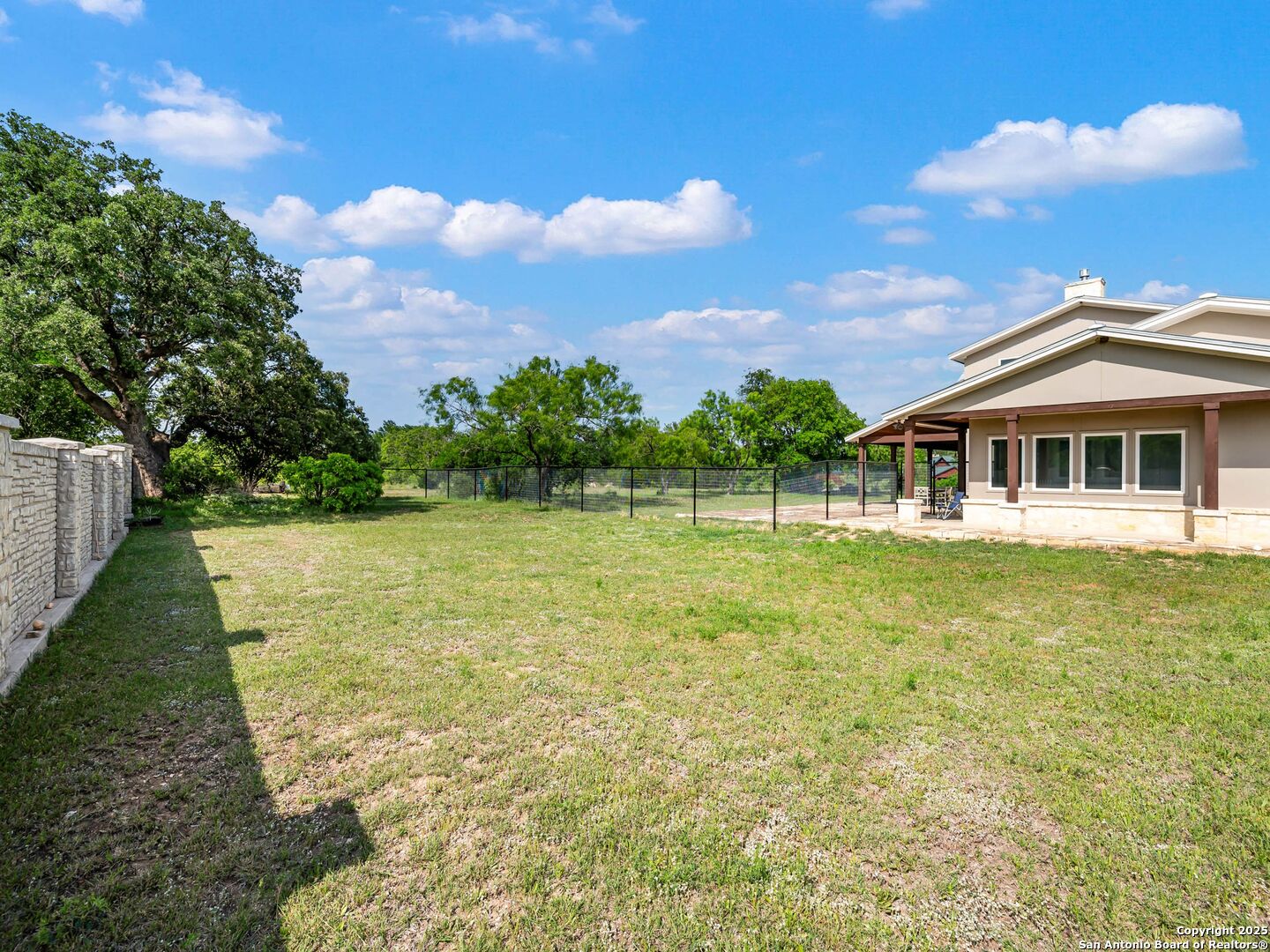 497 Cypress Falls Utopia TX 78884