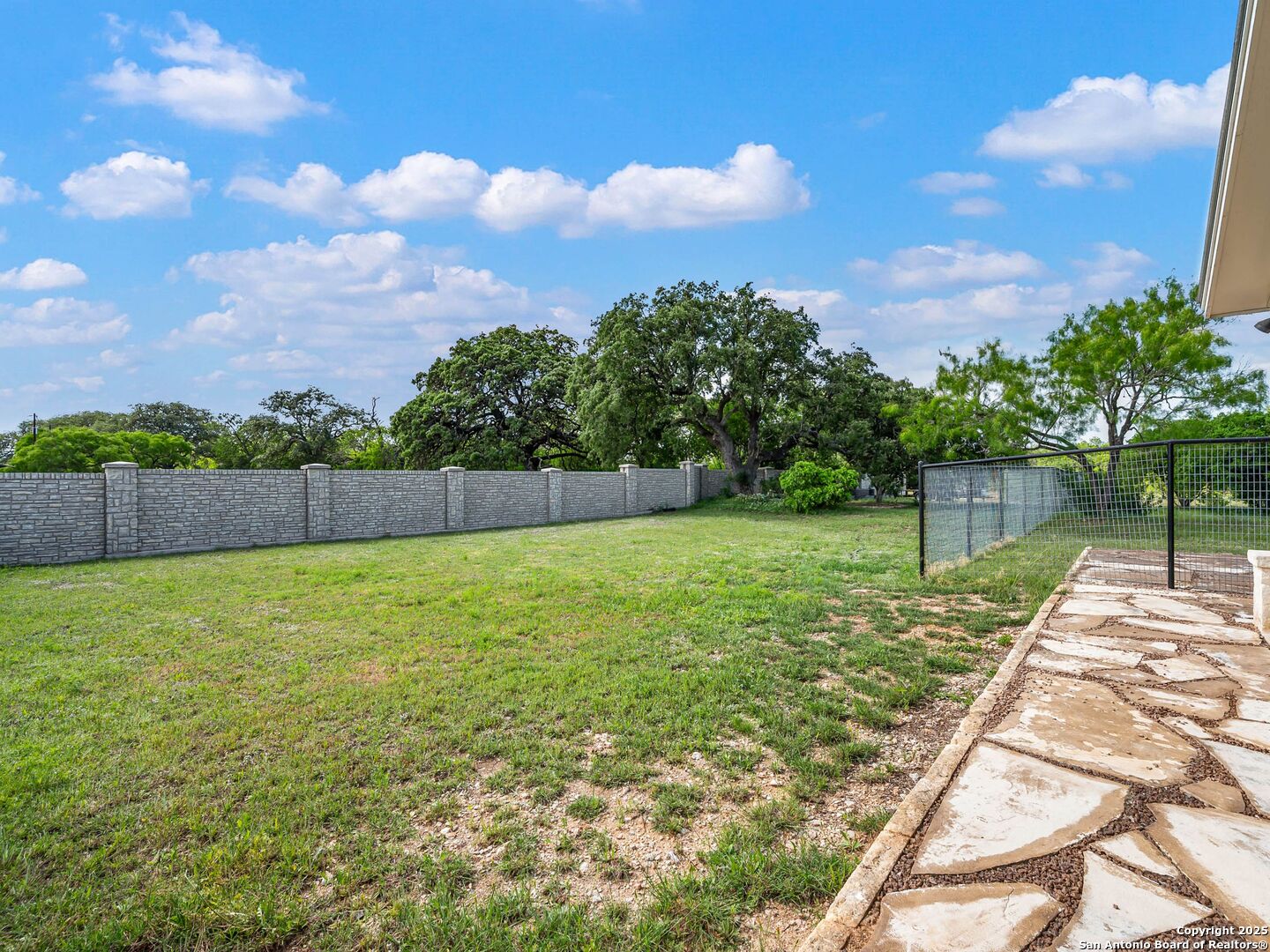 497 Cypress Falls Utopia TX 78884