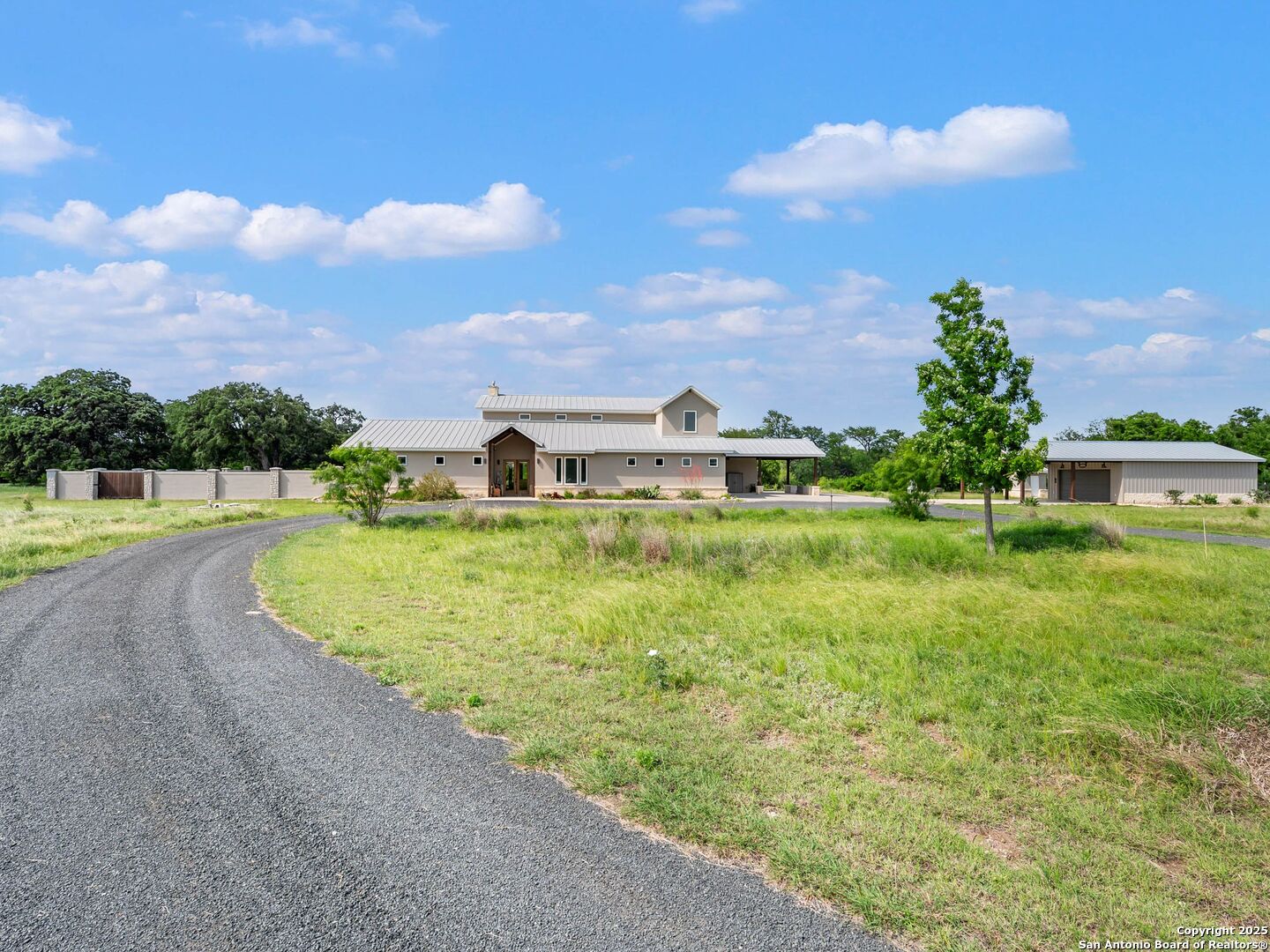 497 Cypress Falls Utopia TX 78884
