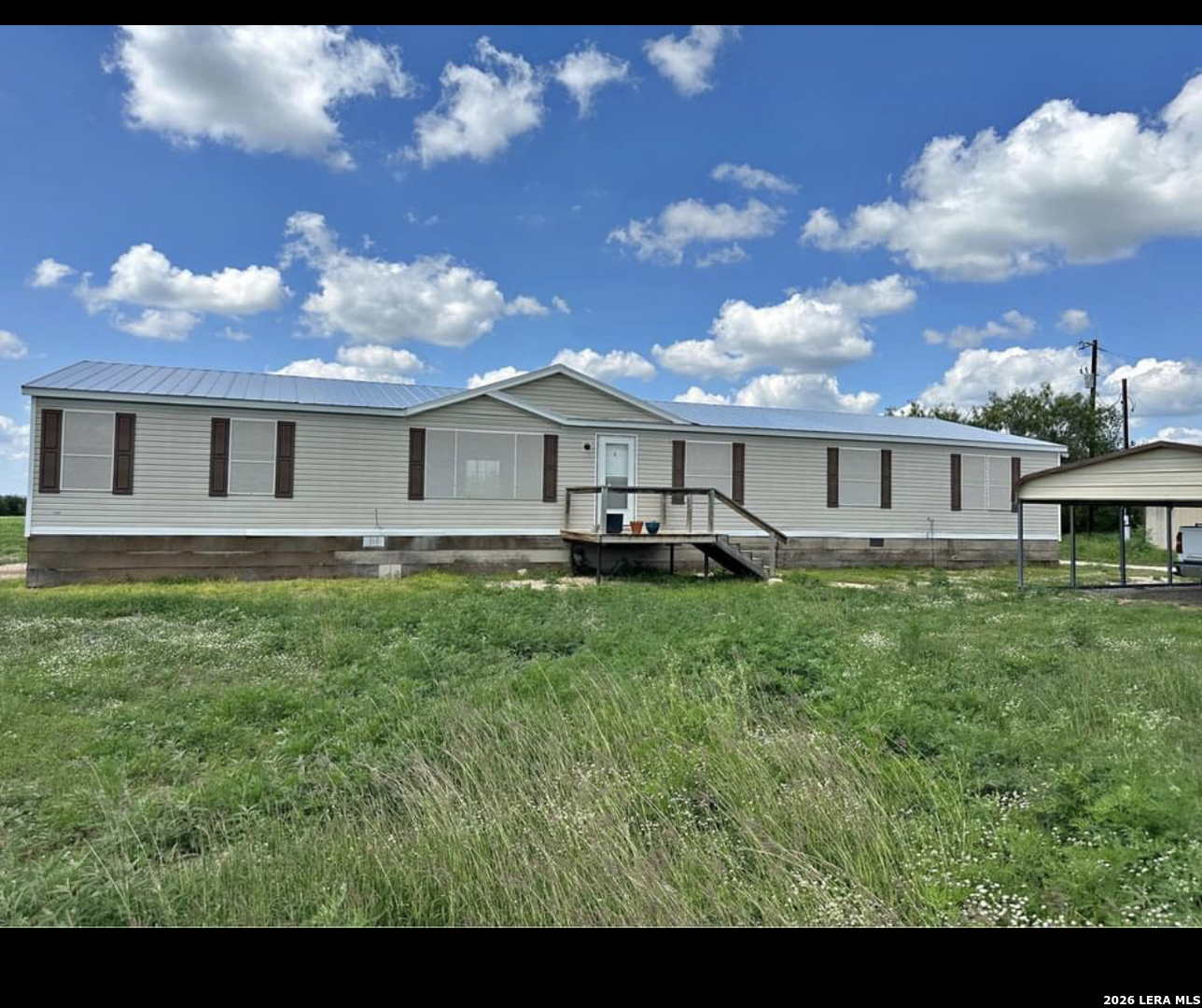 1667 County Road 345 Knippa TX 78870