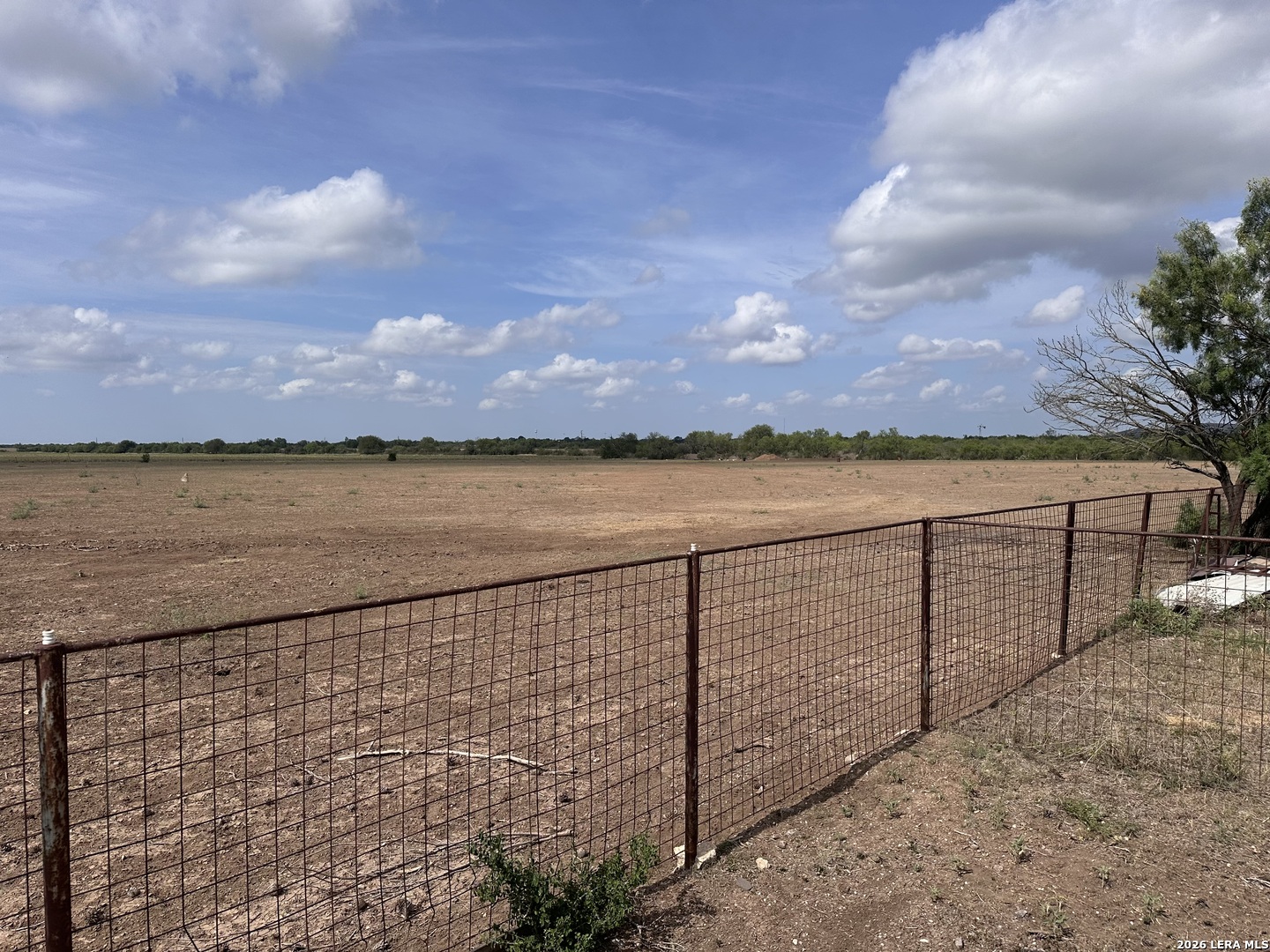 1667 County Road 345 Knippa TX 78870